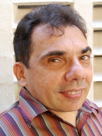 Ator e dramaturgo <b>Fernando Lira</b> promove o laboratório de criação de <b>...</b> - portoiracemadasartes_fernando-lira