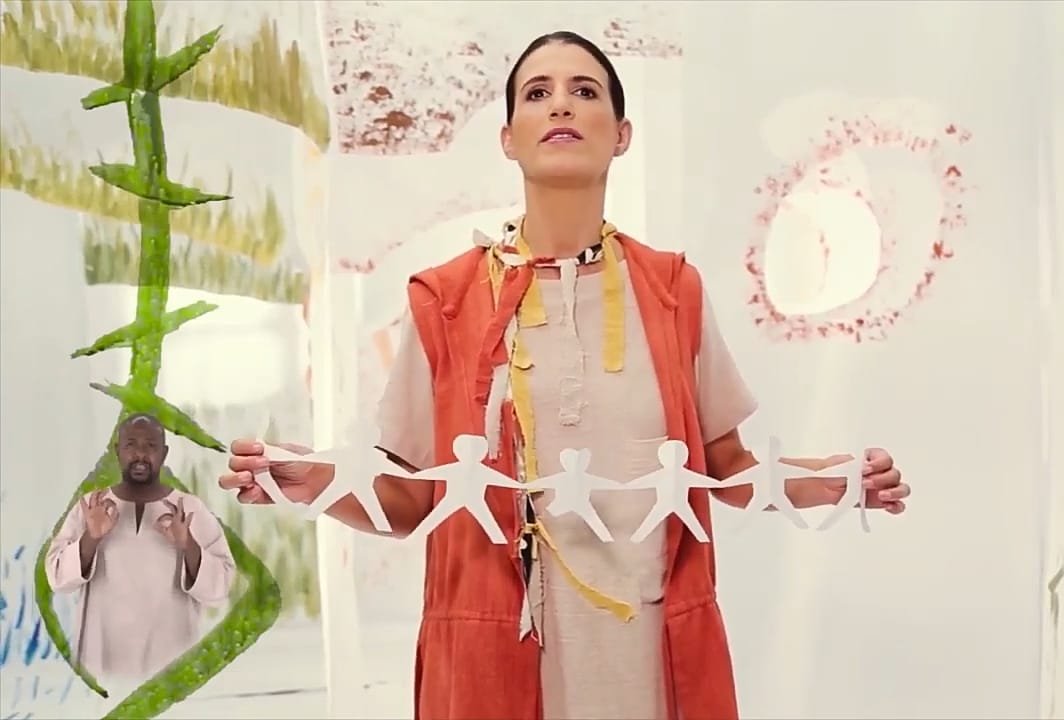 Moira Braga frame do video Ventaneira