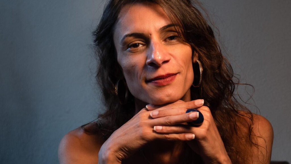 Renata Carvalho foto Marcus Leoni e1780944306969