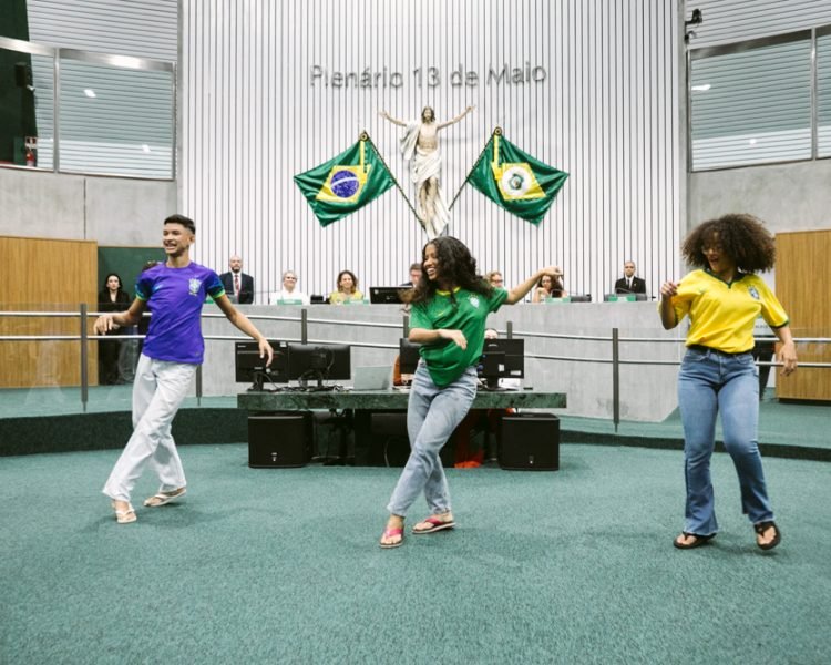 CTD-Solenidade-na-Assembleia_280520618_analicediniz-5328