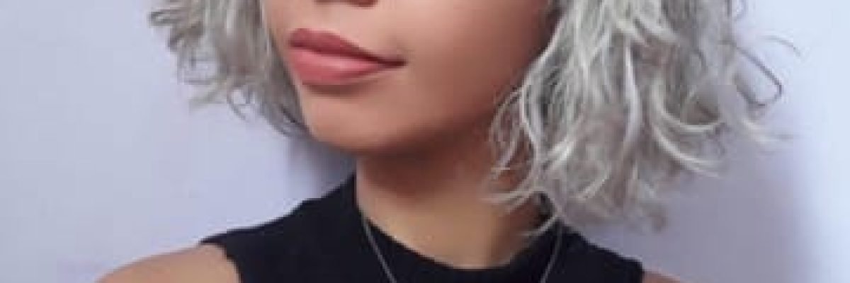 A modelo da vez é a artista multiplataforma Jéssica Cruz