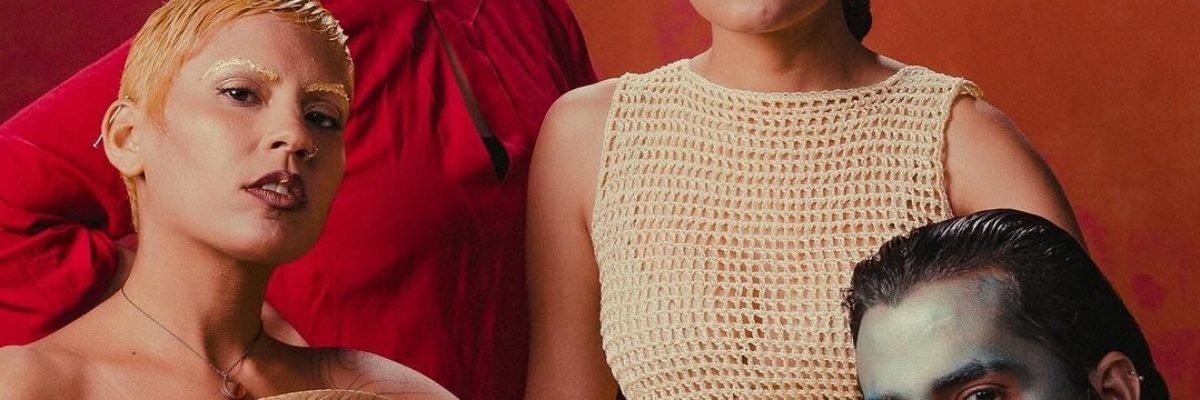 Um Corpo cheio de Som: Canções que navegam nas águas do tempo